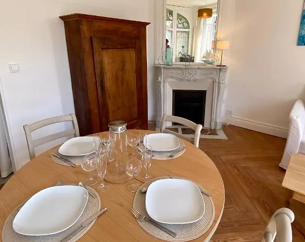 Appartement Perle Marine Haussmannienne - Lumineux & Calme - Proche Gare &